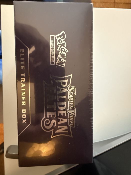 ETB Paldean Fates [Ingles]