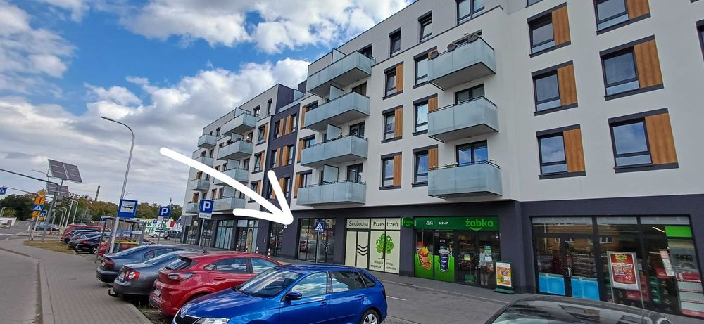 Lokale usługowe 12m2  i 16 m2 - Wynajem na konkretne Dni