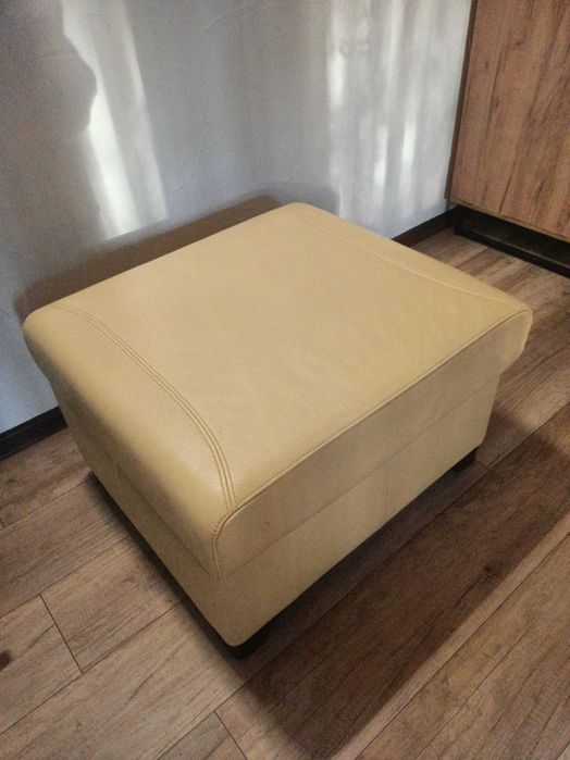 Pufa skórzana z funkcją przechowywania