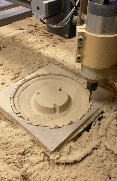 Вакуумне формування деталей з пластику, ЧПУ фрезерування.