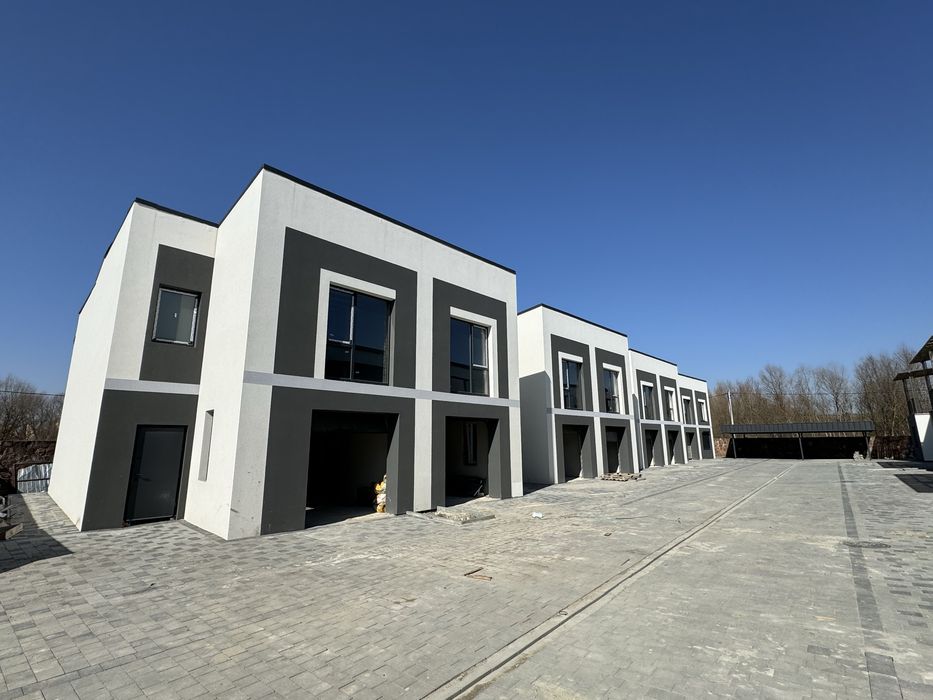 Продається Готовий Таунхаус з гаражем 144 м2 з комунікаціями Вовчинці!