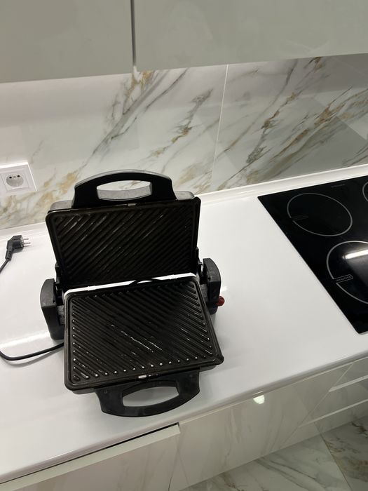 Продам электрогриль Gorenje