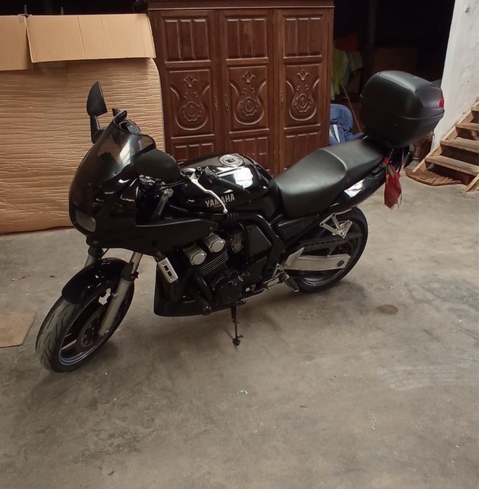 Yamaha Fazer 600