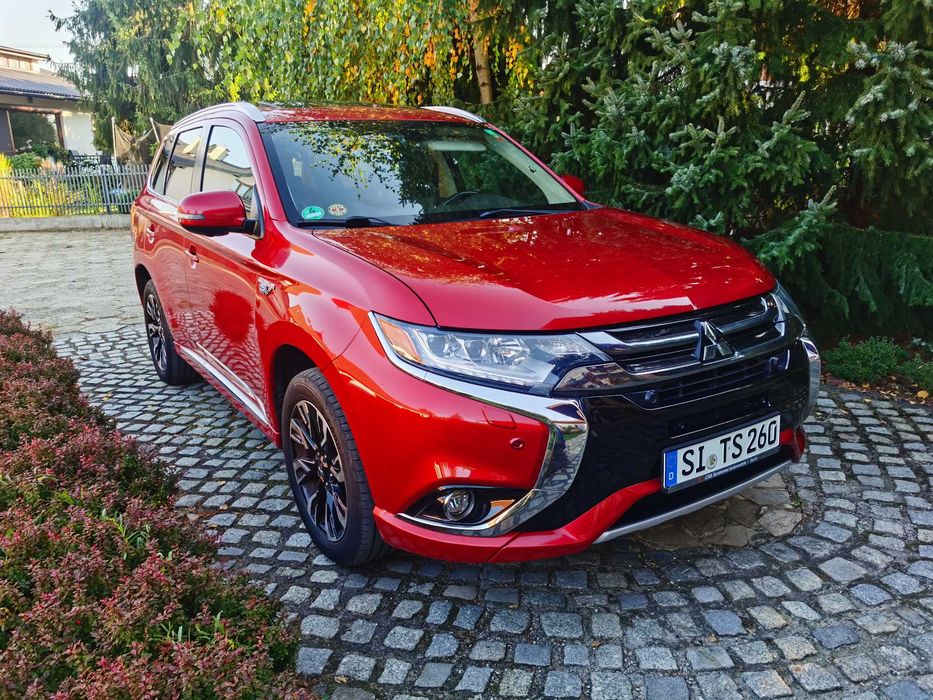 Mitsubishi Outlander III 2017 2.0 Phev Benzyna + Elektryk Full SKora Kamery 360 Ledy Szyberdach 4x4 Automat