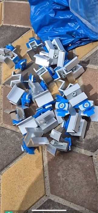 Алюміневі прижими для сонячних панелей