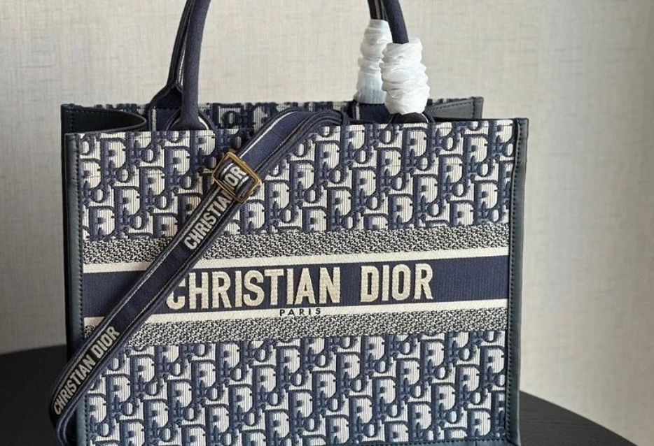 Torebka DIOR book tote