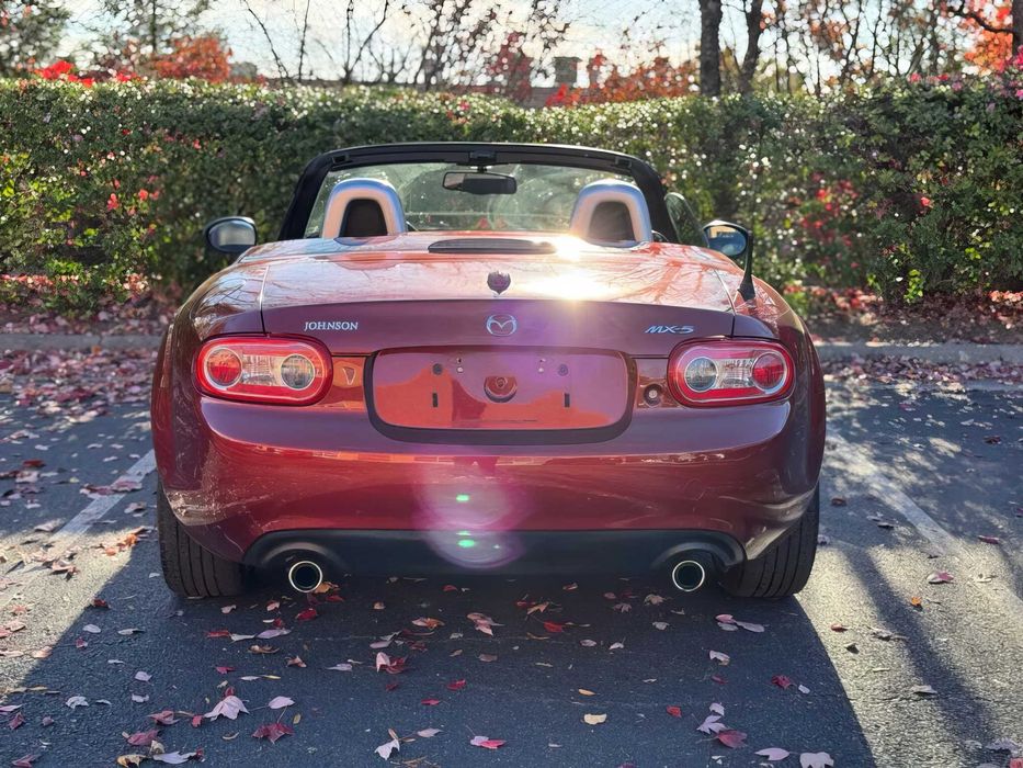Mazda MX-5      2013