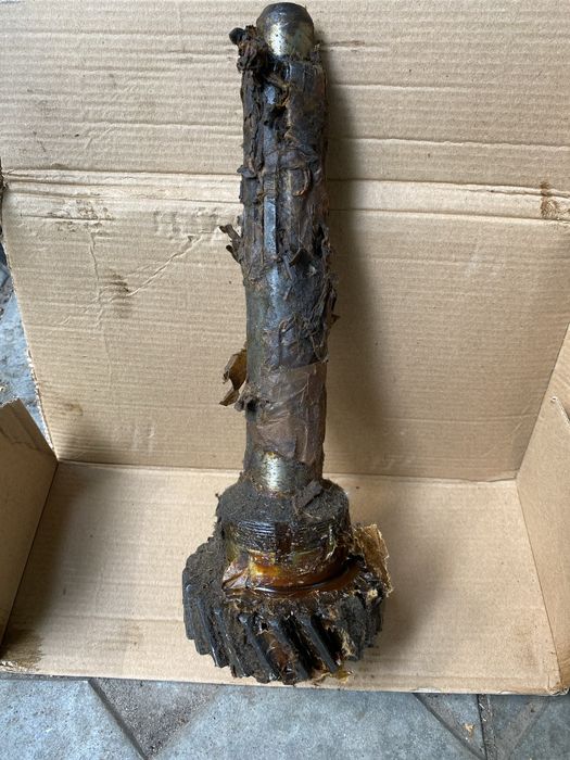 Вал первинний кпп Зил-157