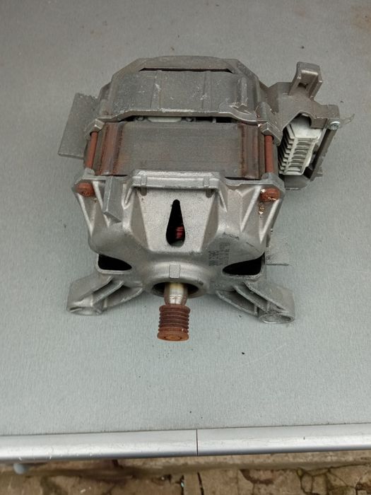 Мотор до пральної машинки