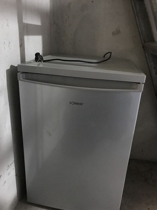 Холодильник хороший стан привезені з Німеччини