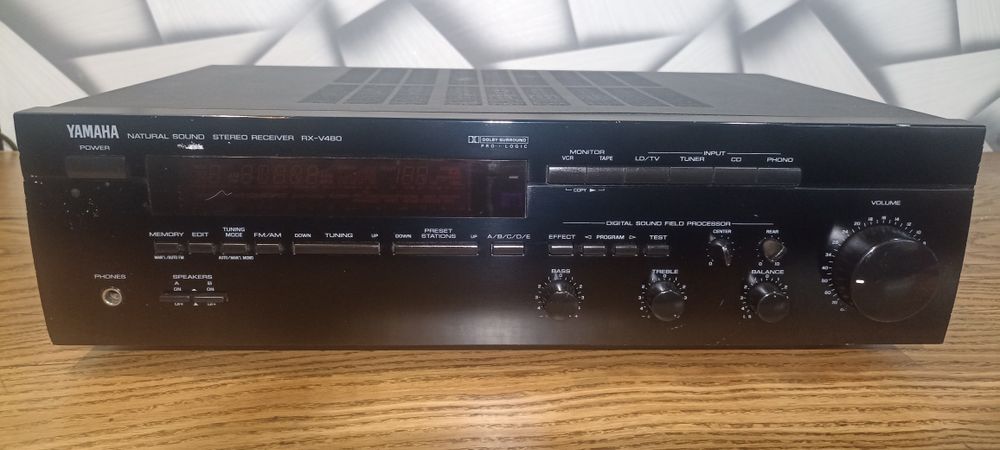 Продам ресівер Yamaha