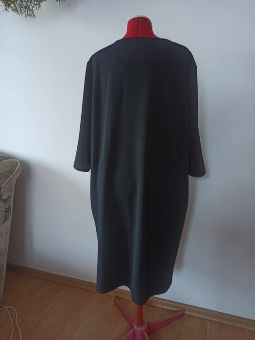 Sukienka czarna nowa