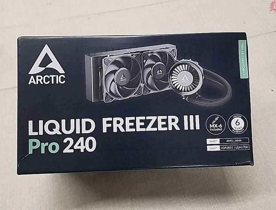 Arctic freezer III Pro 240