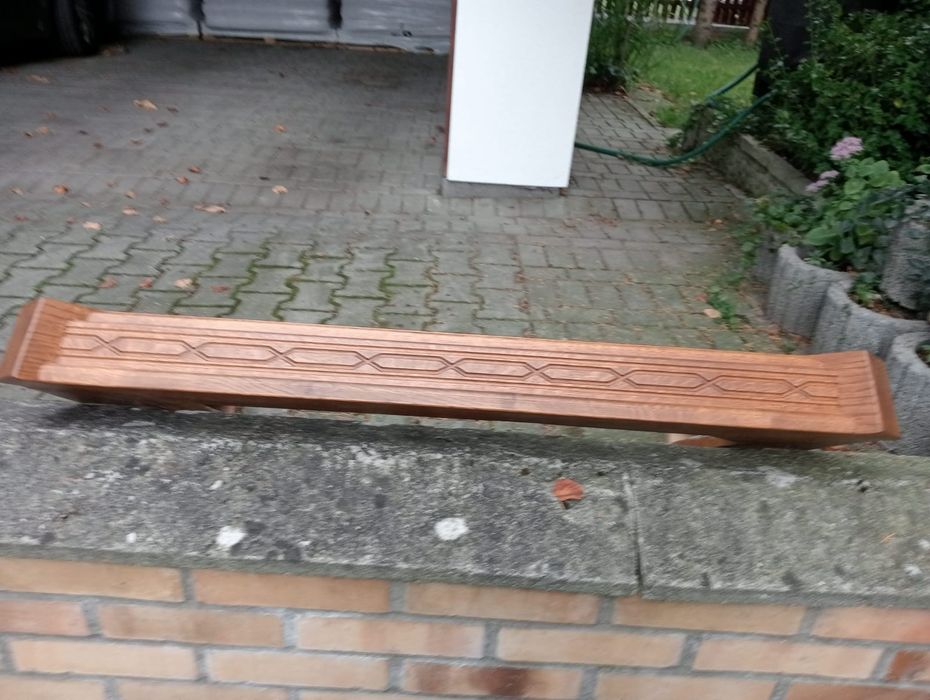 Dębowa półka, obudowa kominka