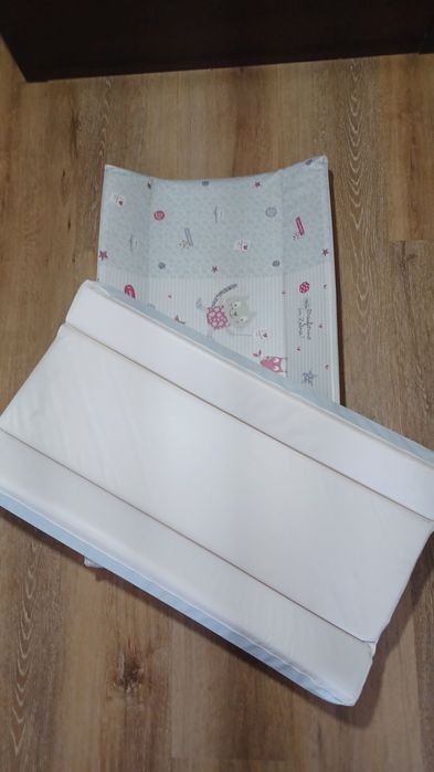 Banheira; Muda fraudas; Ninho de Bebé