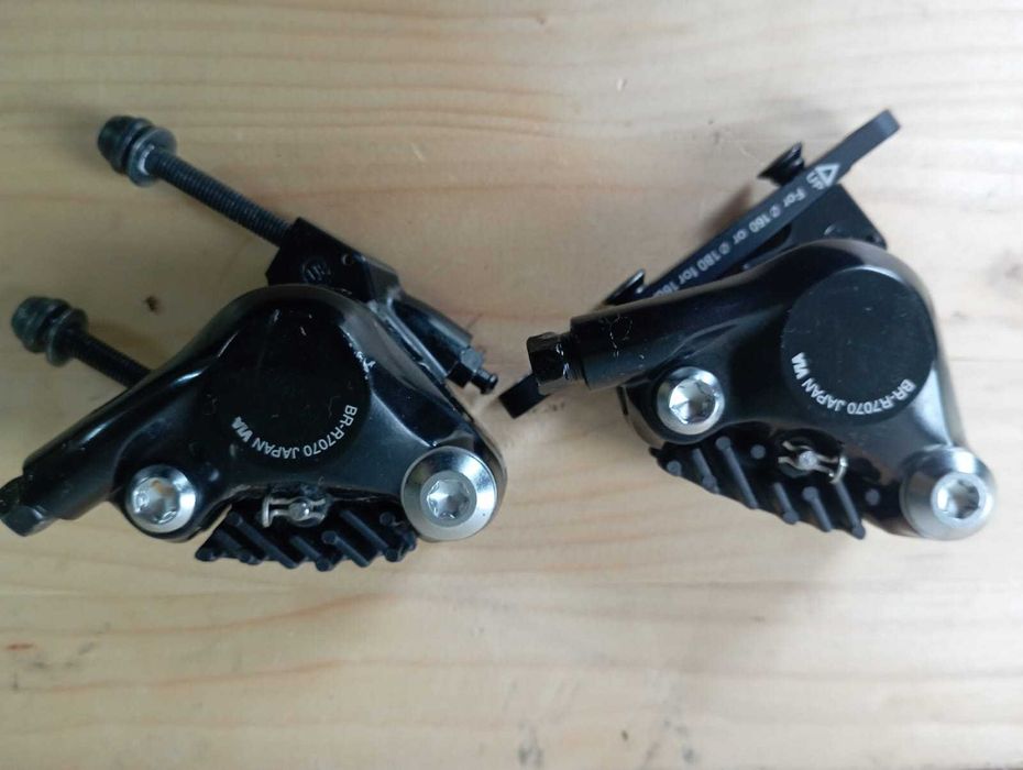 Pinças de travão hidráulica Shimano 105 R7000