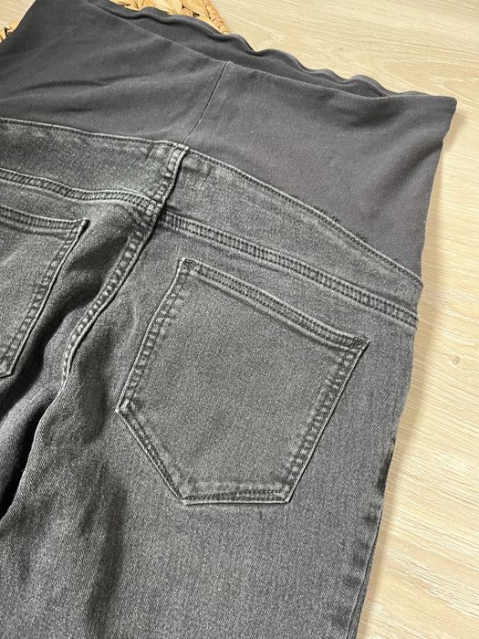 Джинси для вагітної жінки