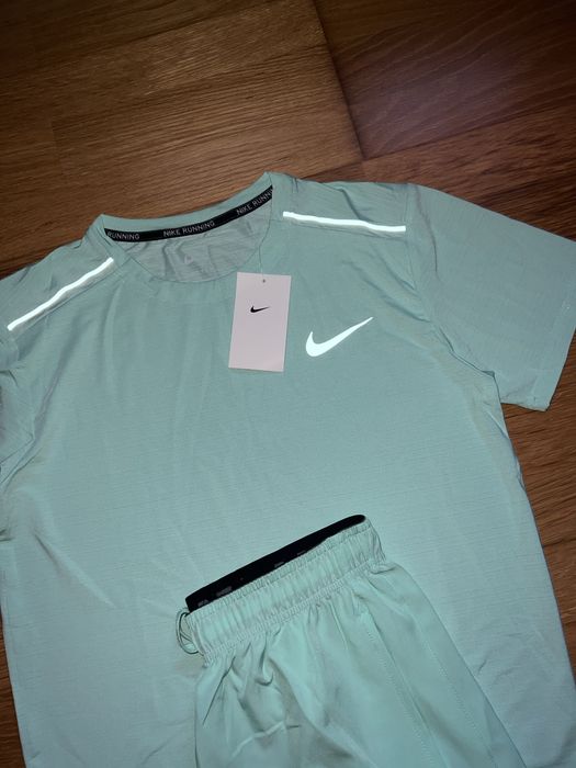 Conjunto Corrida Nike Miller