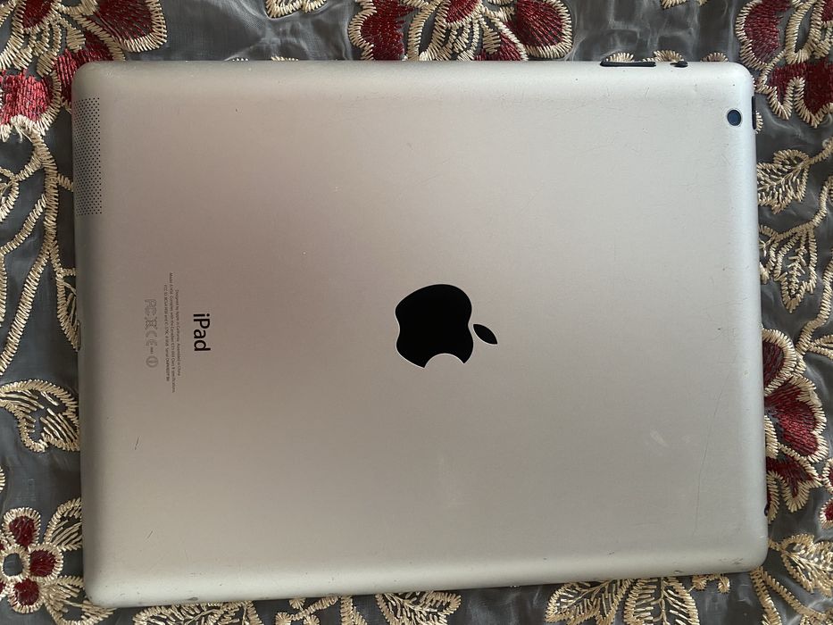 iPad 4 покоління 32 гб