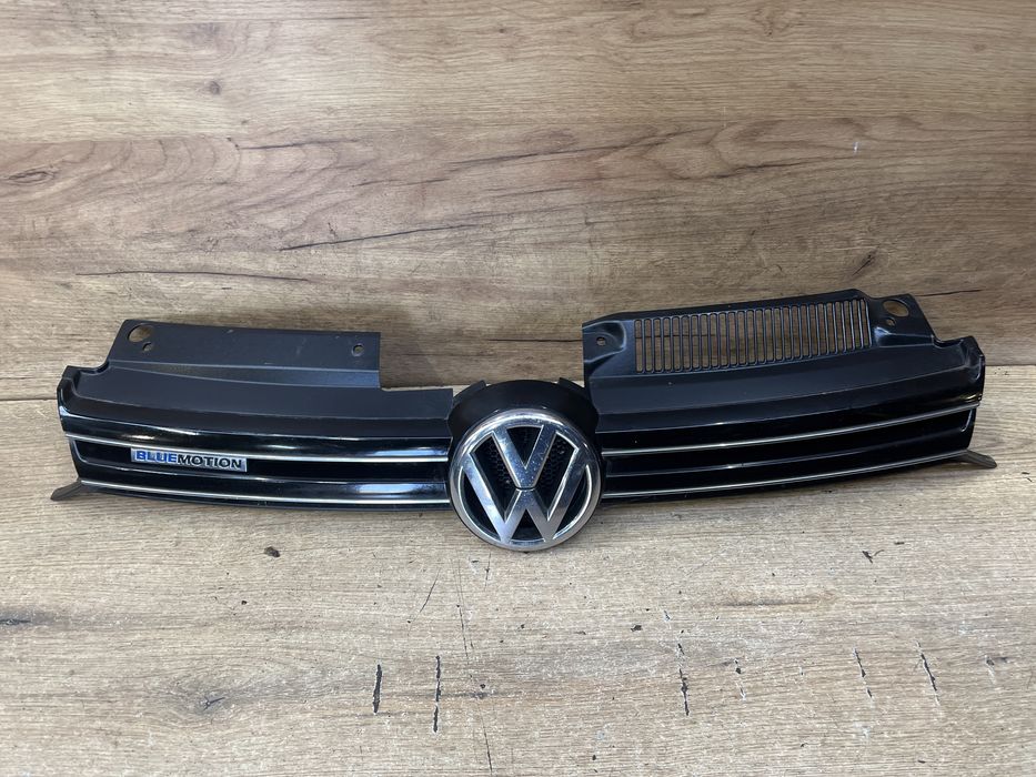 Grill/ atrapa/ kratka zderzaka Volkswagen Golf 6