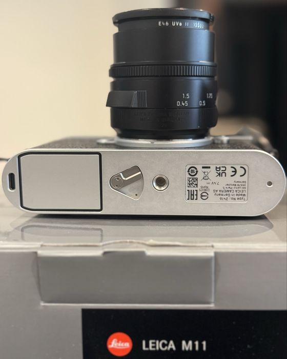 Leica M11 + Summilux 50mm f1.4 (novo)