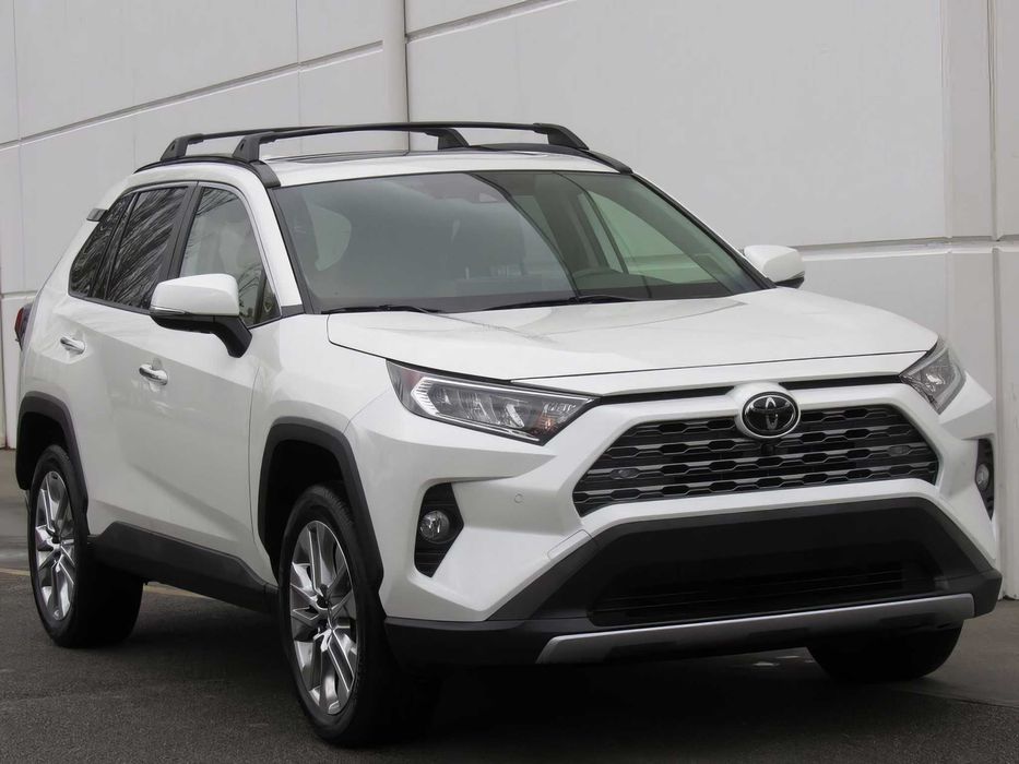 Toyota RAV4      2020