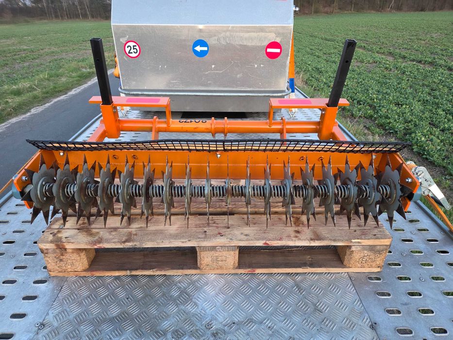 Rink Aerator SISIS Wertykulator Redexim WIEDENMANN Toro Aerator pasywny John Deere Napowietrzanie SZEROKOŚĆ ROBOCZA 130 CM