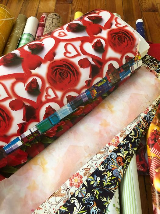 Упаковочная бумага для подарков и цветов, ленты