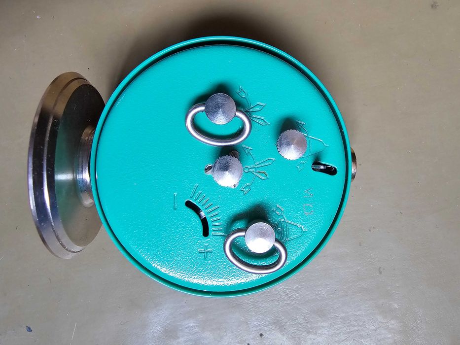 Механічний Годинник будильник (Слава.) 11 каменів часы Slava 5671 СССР