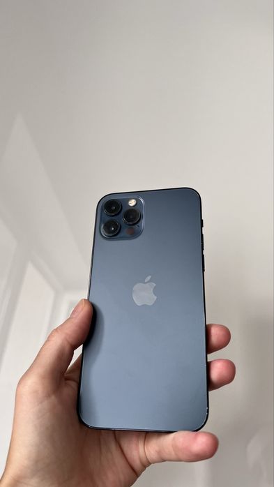 iPhone 12 про в чудовому стані