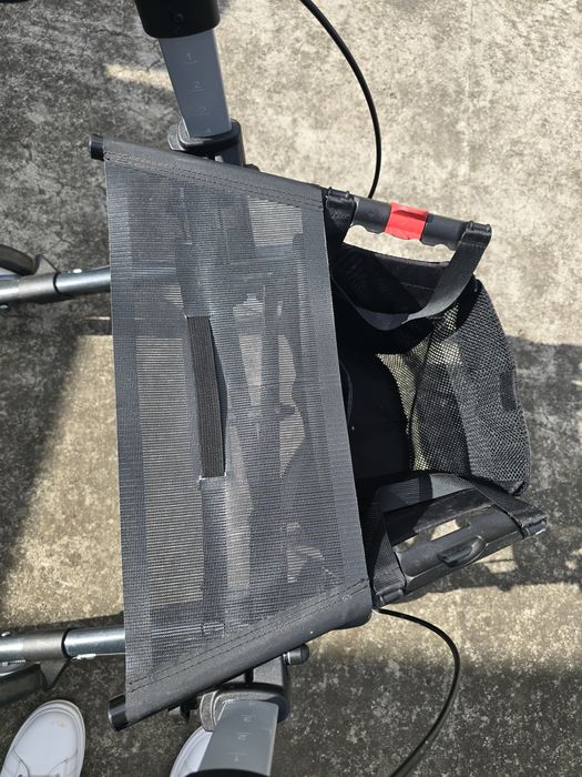 Lekki firmowy chodzik / balkonik / rollator aluminiowy Rehasense SERVER – Stan Bardzo Dobry!
