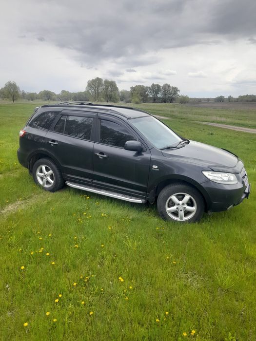 автомобіль хюндай санта фе