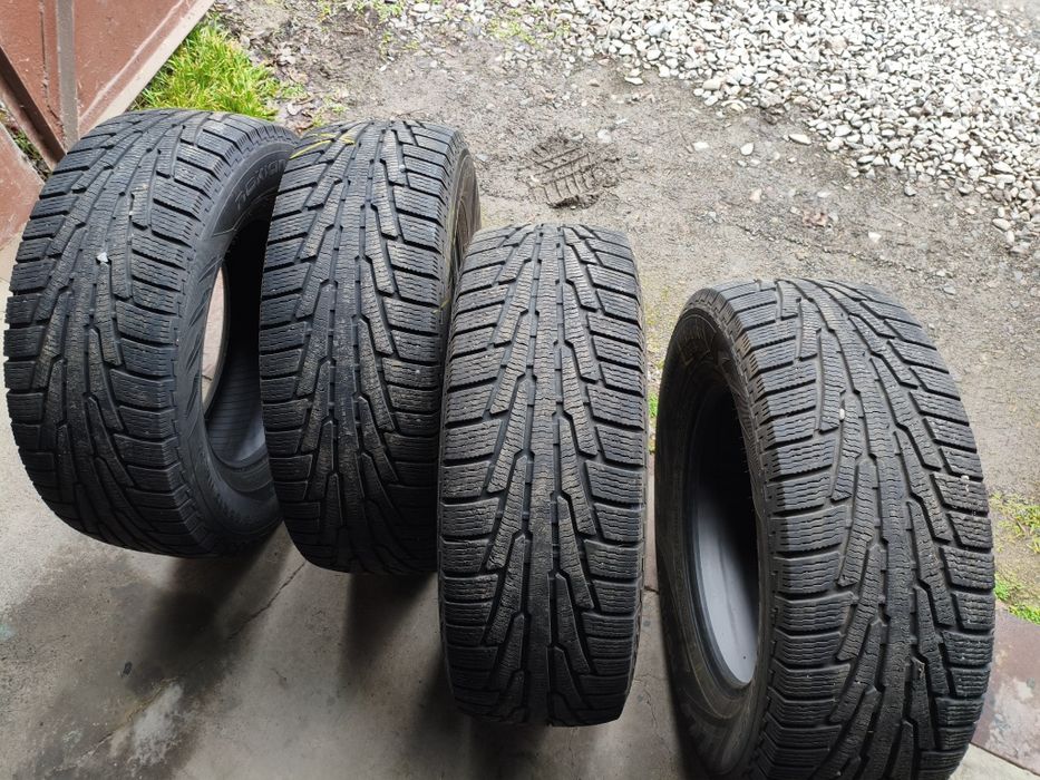 Nokian 265/65 R17 зима