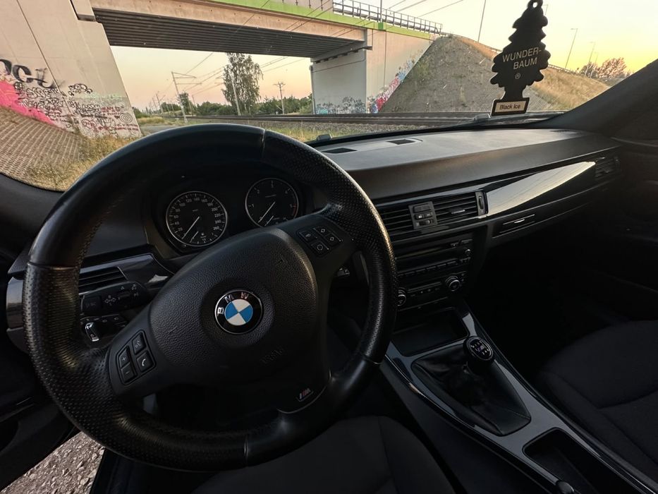 BMW E90 320d 177 koni