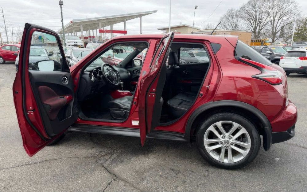 Nissan Juke SL      2015