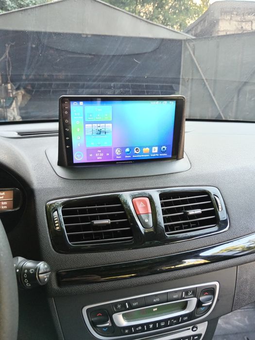 Авто Рено меган 3