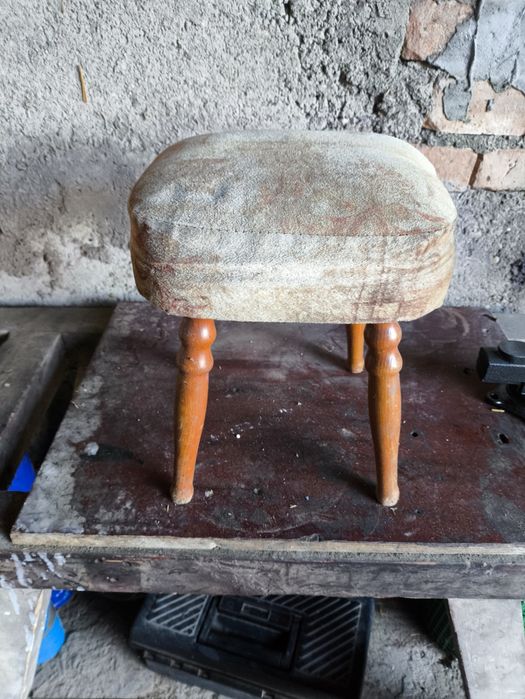 Sprzedam taboret vintage