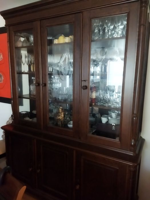 Armário para guardar louça sala