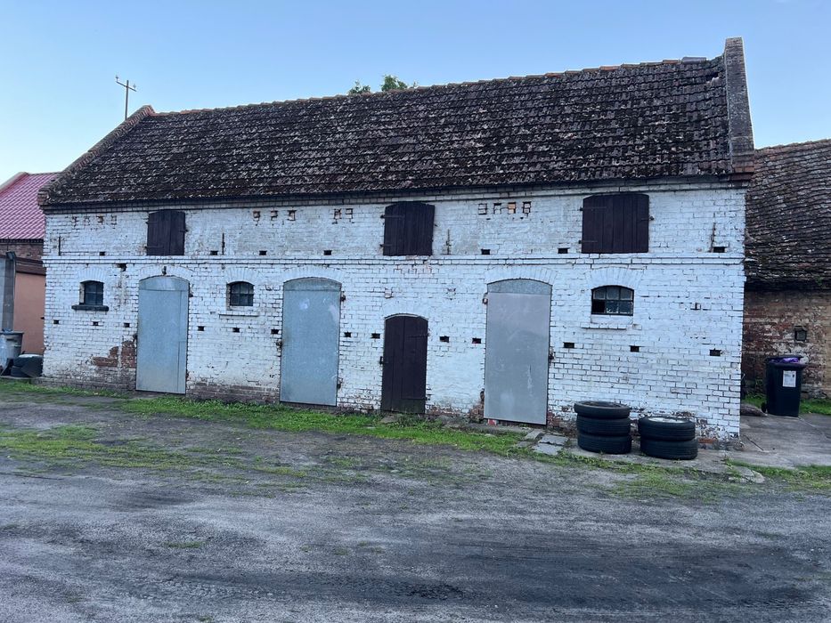 Chlewik budynek gospodarczy  do rozbiórki cegla zielona góra okolice