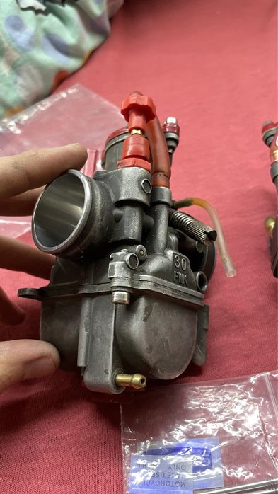 Продам карби пвк бу пз нові