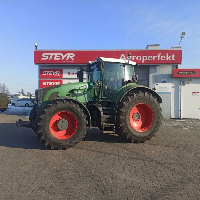 Fendt 933 VARIO  Nawigacja, Nowe opony przód, w pełni sprawny