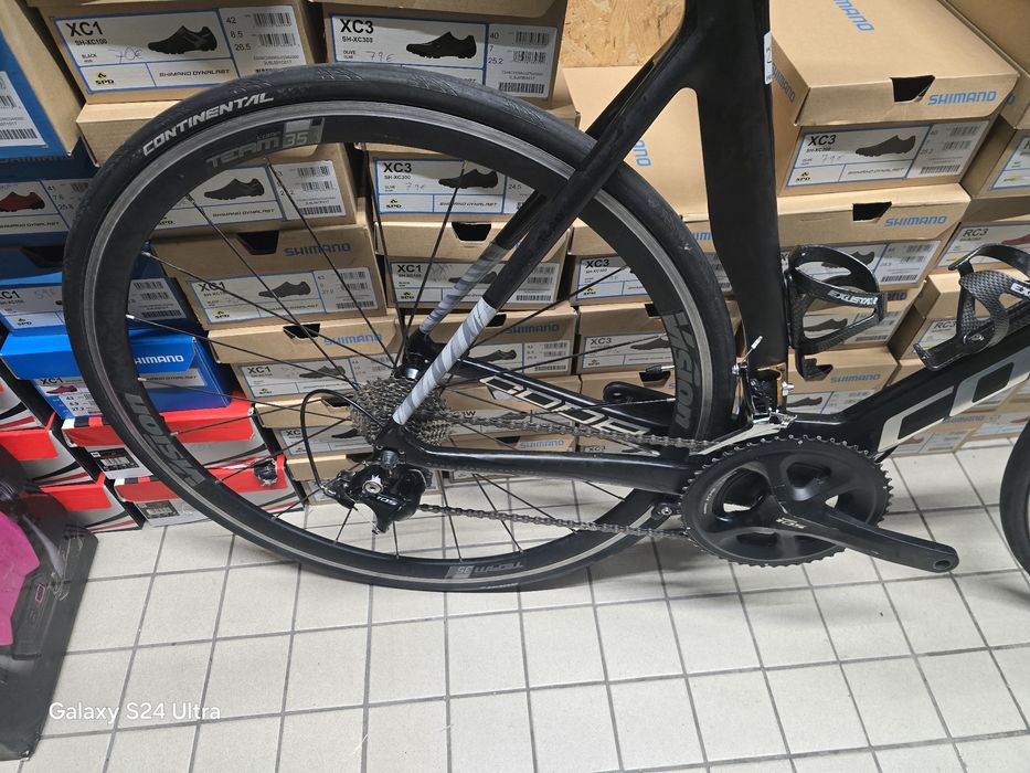 Bicicleta de carbono 11x2v com vision