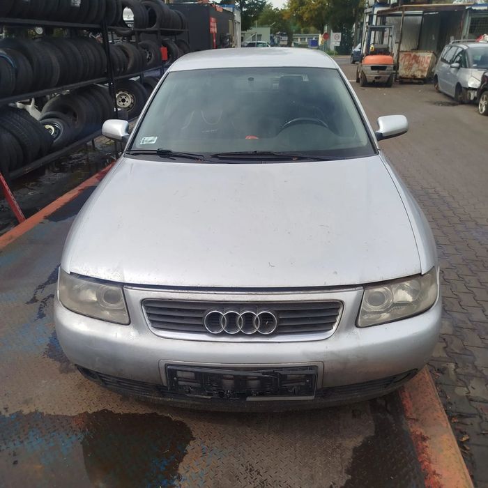 Audi A3 8L na części .