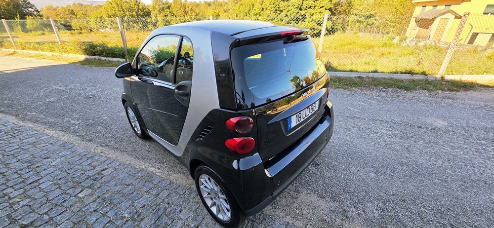 Smart fortwo 0.8 cdi como novo