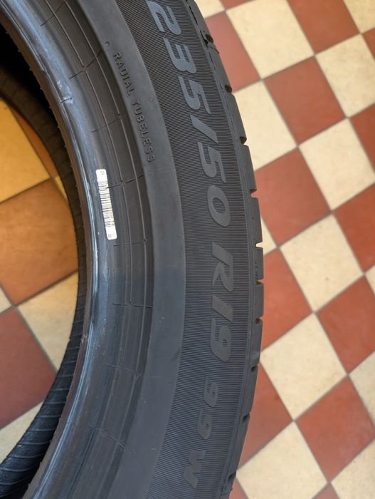 Pirelli P Zero 235/50R19 99W #47B