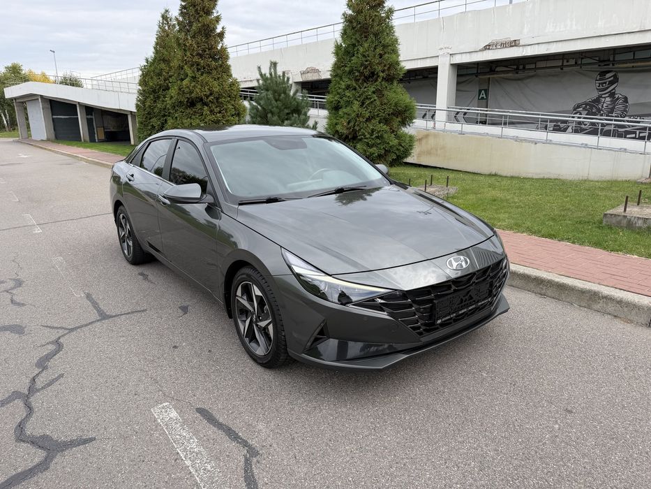 Продам HYUNDAI ELANTRA офіційне авто