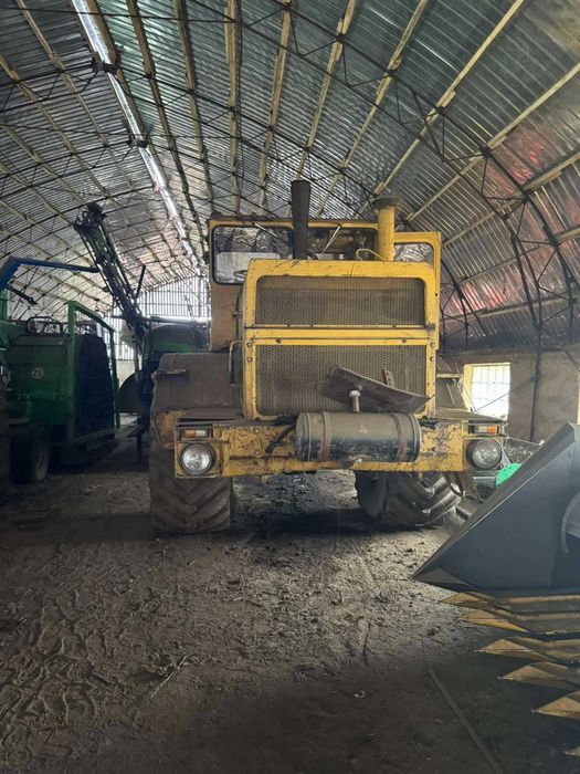 К-701 трактор в рабочем состоянии