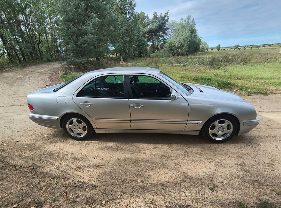 Mercedes-Benz Klasa E