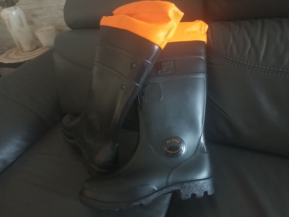 Kalosze gumiaki Stomil z kołnierzem nowe 43