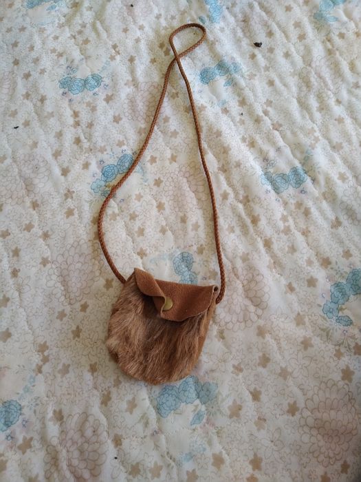 Mala.              .